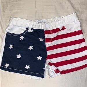 Girls flag shorts. Children’s place.